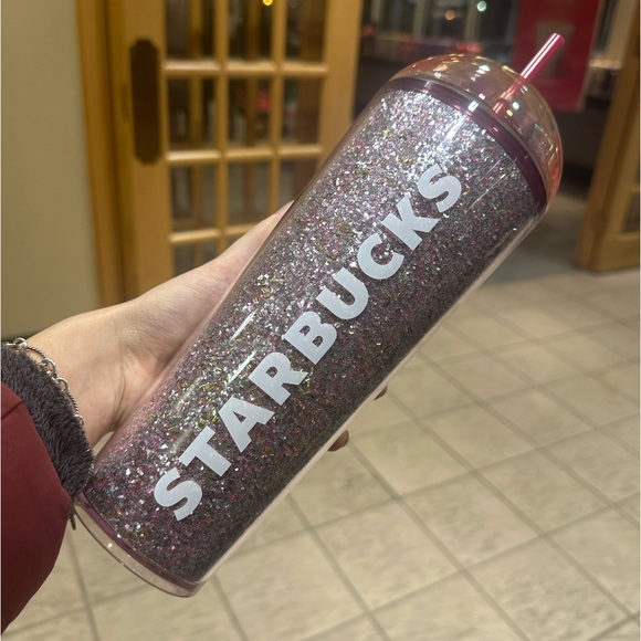 Starbucks Star Keychain Lid Stopper 2024 - Picture 9 of 14